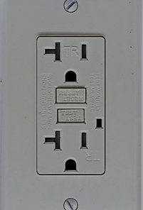 EAGLE DECOR TOMA FALLA TIERRA GFCI 20A NEGRO TST20BK